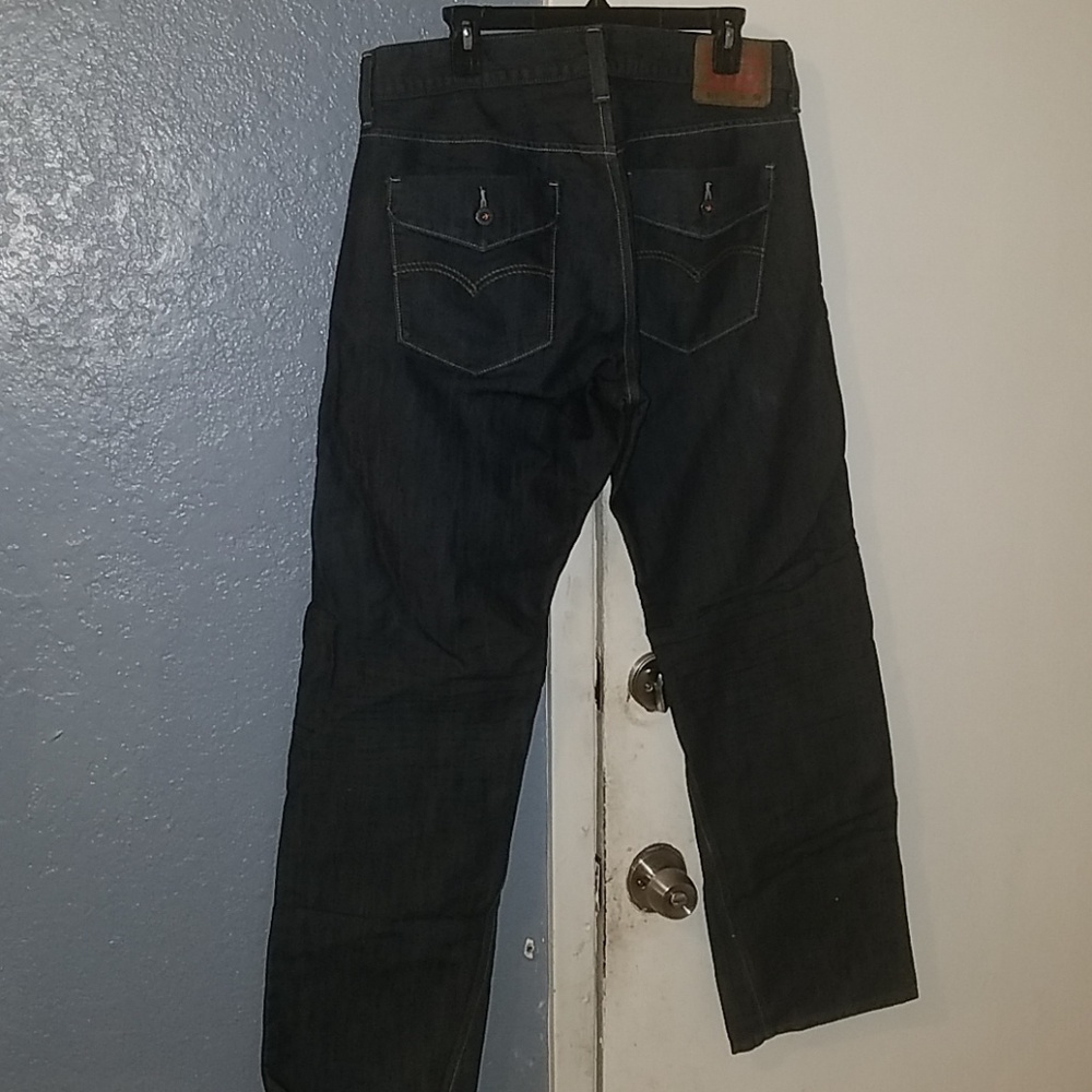 Levi Jeans - Picture 2 of 2
